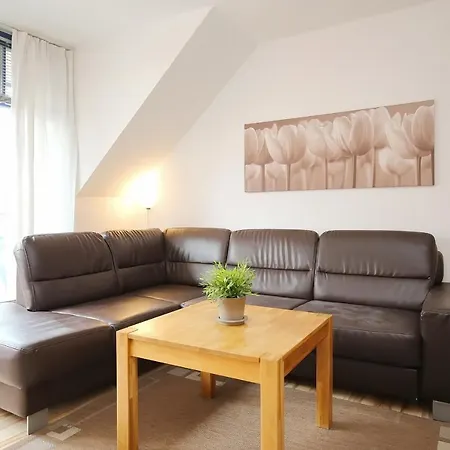 Papillon 15-7 Apartment